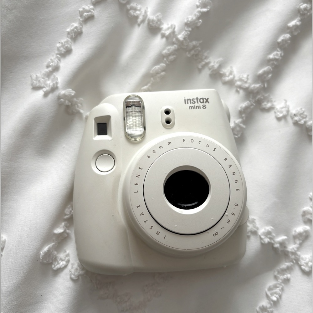 FUJIFILM | Instax Mini 8 Polaroid Camera in White